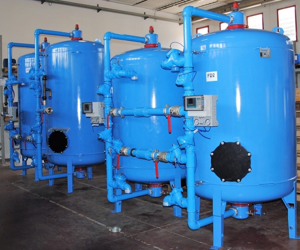 Water filtration battery and filter media principle